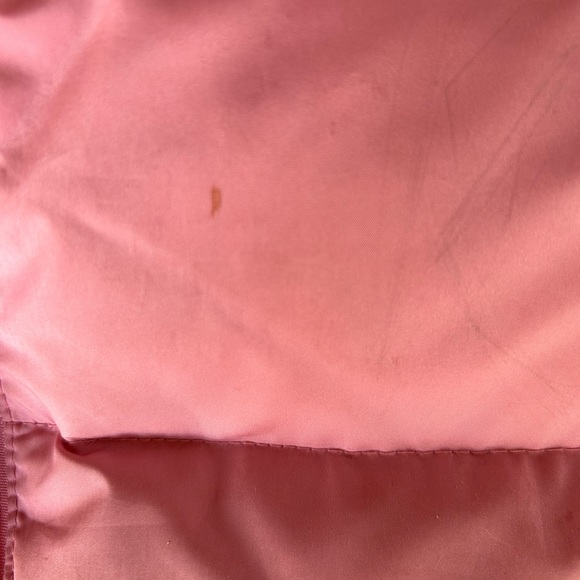 American Eagle Pink puffer vest, size medium - Picture 3 of 4